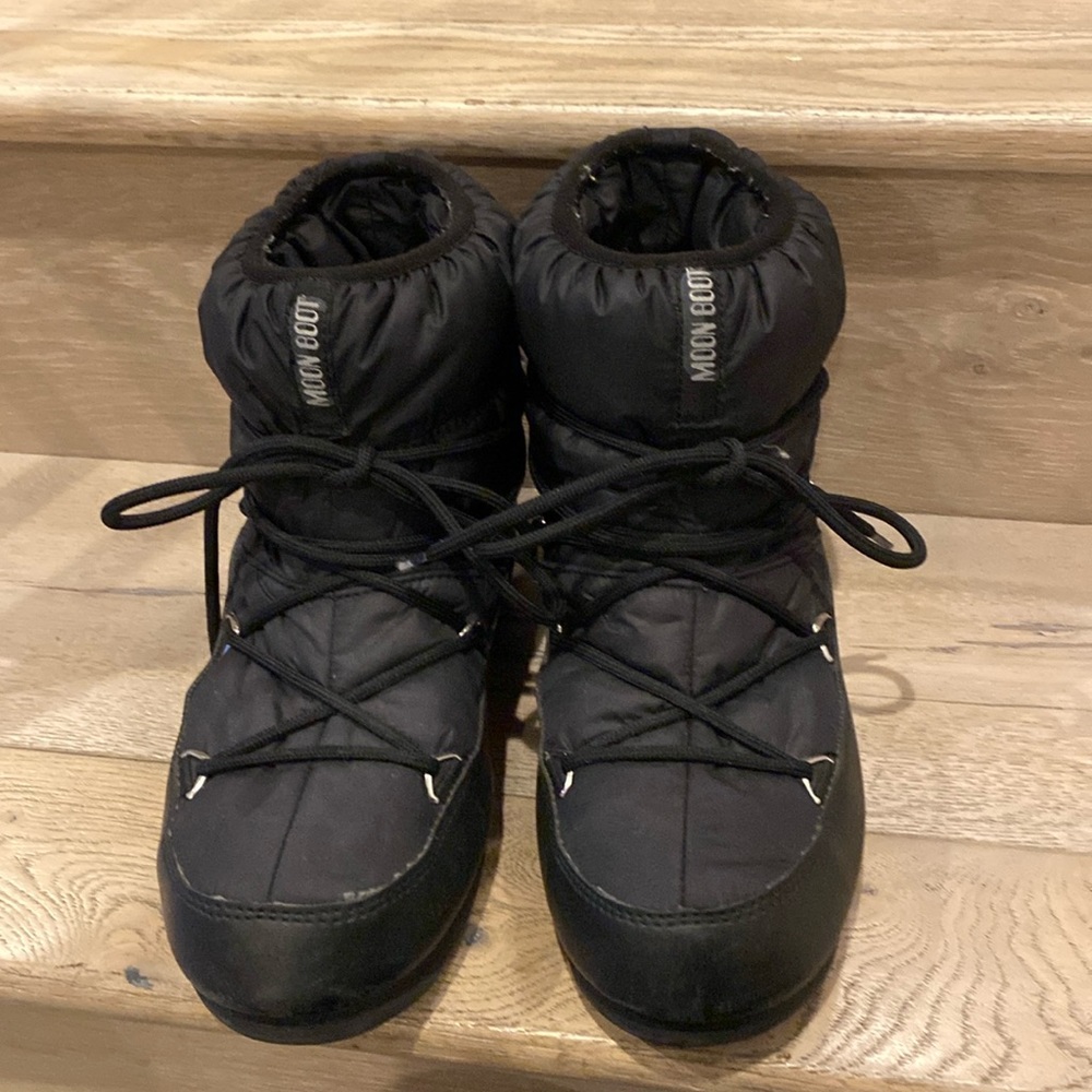 Moon Boot great condition